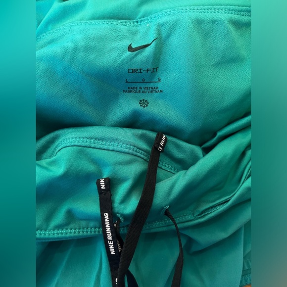 Nike Shorts - Picture 2 of 2